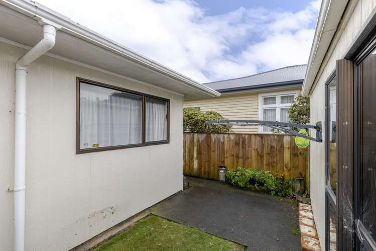 1/6 Hoyle Place Westown_20