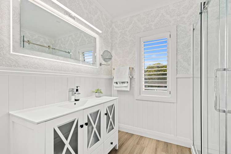 55 Hauraki Road Leigh_14