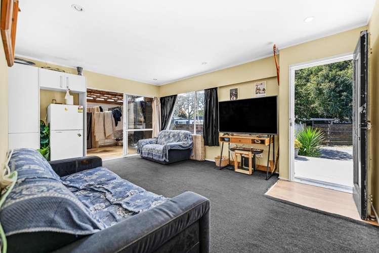 2/29 Kindergarten Drive Conifer Grove_3