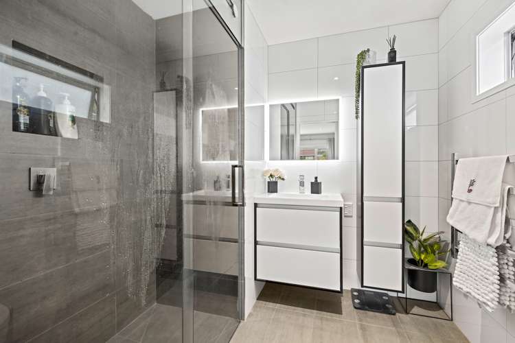 54 Maxwelton Drive Mairangi Bay_12