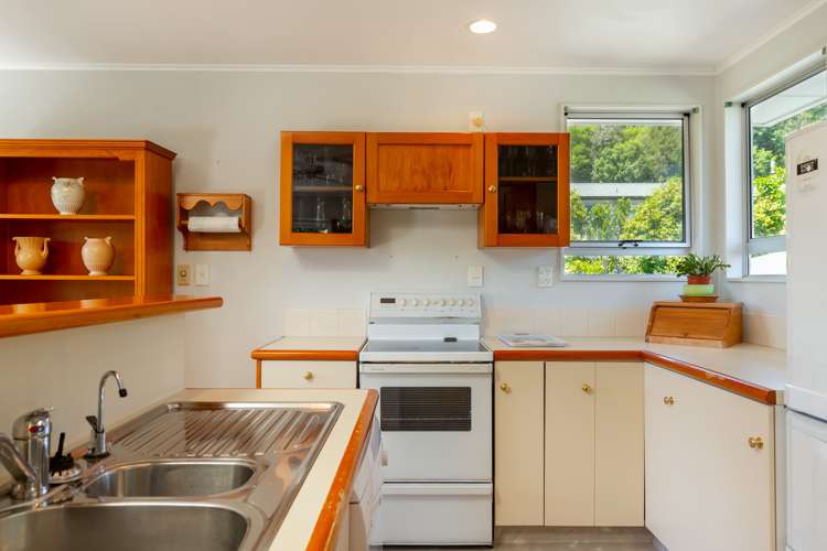 32 Seaview Crescent Picton_5