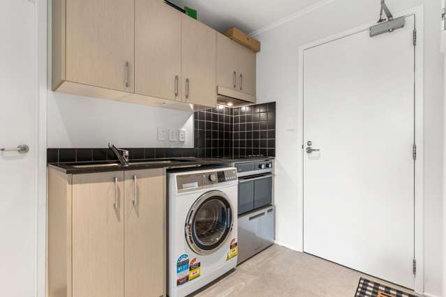 9D/30 Westward Ho Glen Eden_4