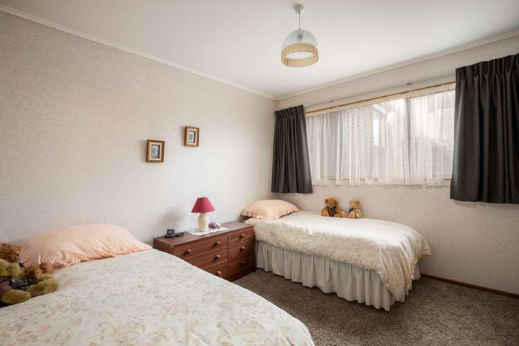 10 Ruskin Place Westown_12