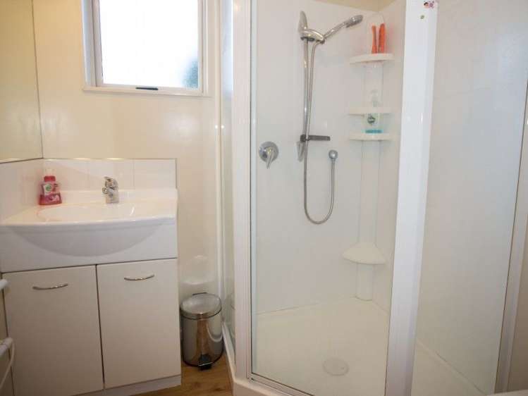 25 Otia Drive Richmond_17