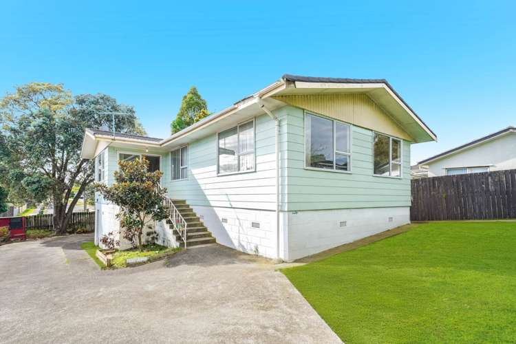 38 Burbank Avenue_1