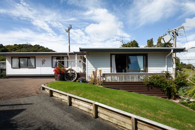 200 Danby Street Thames_24