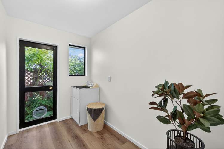 2/8 Fovant Street Russley_18