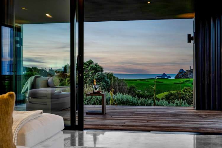 29 Washer Road Omata_15