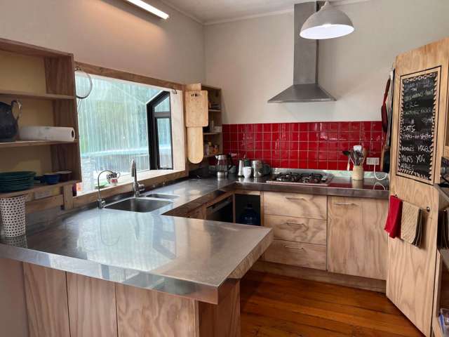 350 Oaia Road Muriwai_3