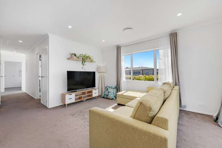9 Whareatua Avenue Takanini_12