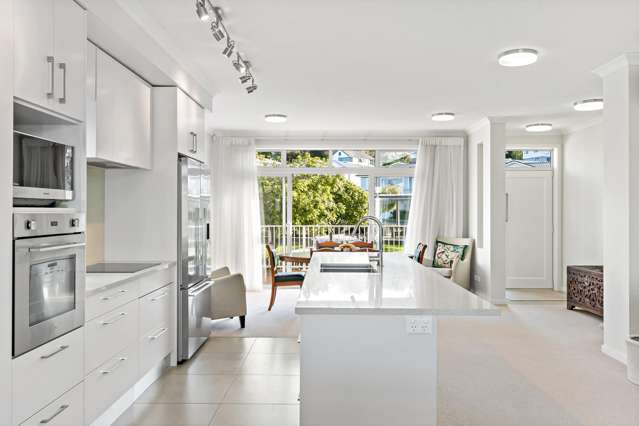 Modern, Low-Maintenance Lifestyle in Orewa