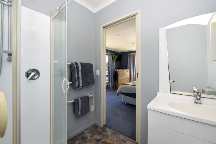 70 Starveall Street Brightwater_13