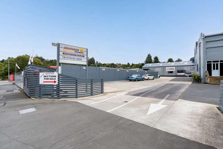 152 & 152B Kaikorai Valley Road Glenross_11