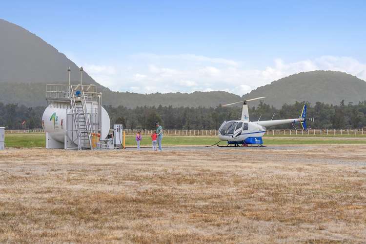 22 Airport Lane Haast_6