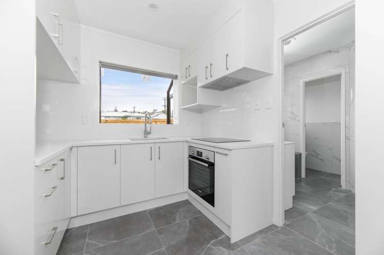 2/84 Haycock Avenue Mount Roskill_10