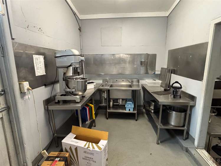 Part 131 Victoria Street (127 Victoria St) Hamilton_5