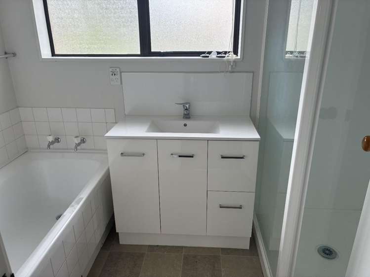 1/383 Blockhouse Bay Road 1644_5