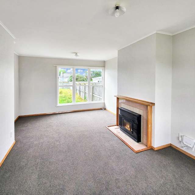 22 Devon Crescent 10985_2