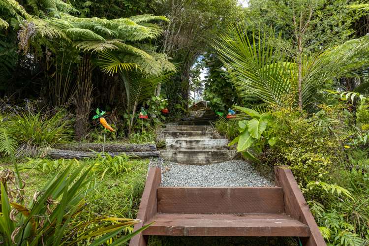 886 Kenepuru Road Mahau Sound_19