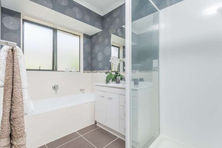 14 Libnai Avenue Clover Park_15