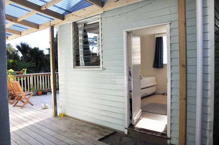 11 Rimutaka Place Titirangi_13