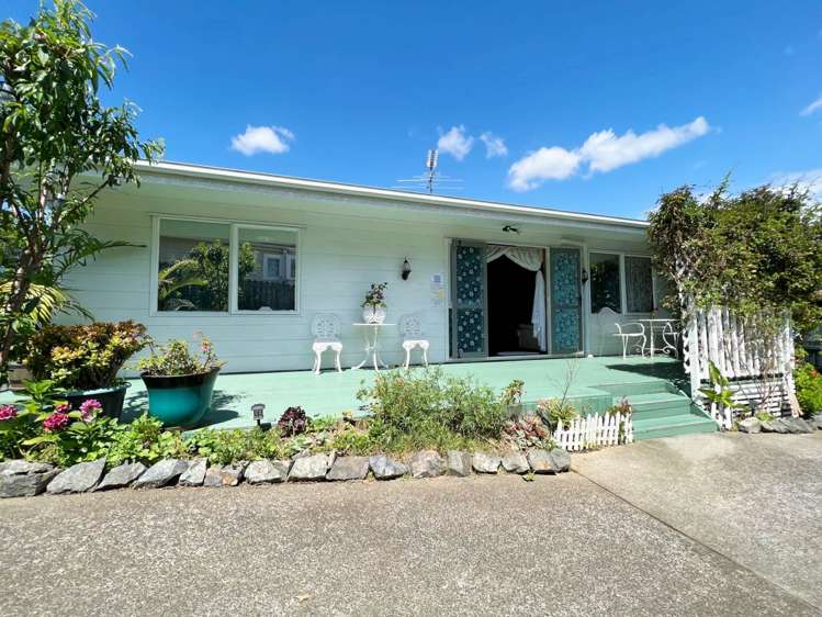 2/5 Frances Street Manurewa_1
