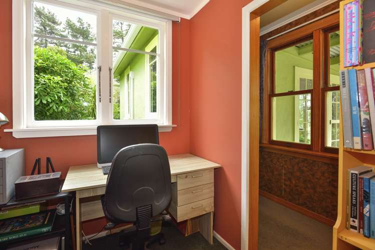 27 Ymca Road Mahia_17