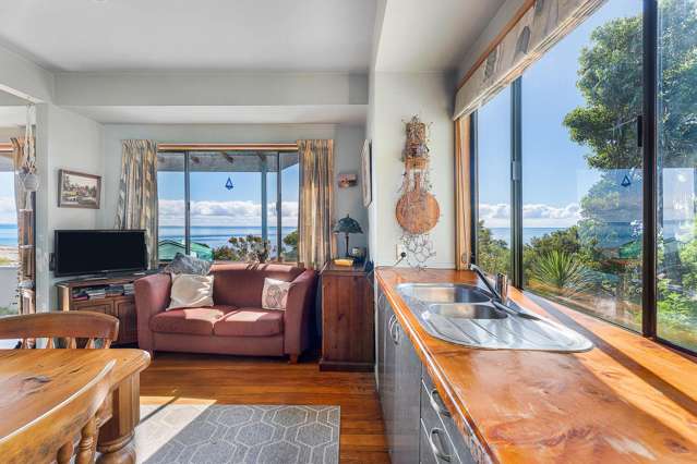 42 Beach Road, Collingwood Golden Bay_3