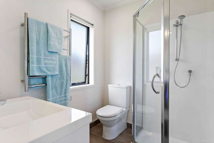 8 Wautaiti Drive Riverhead_10