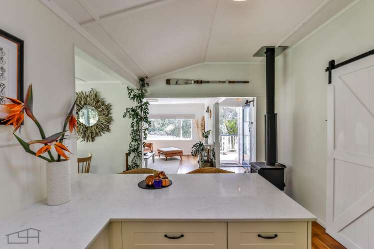 4 Aydon Road Titirangi_11