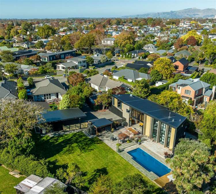 9 Walnut Avenue Strowan_55