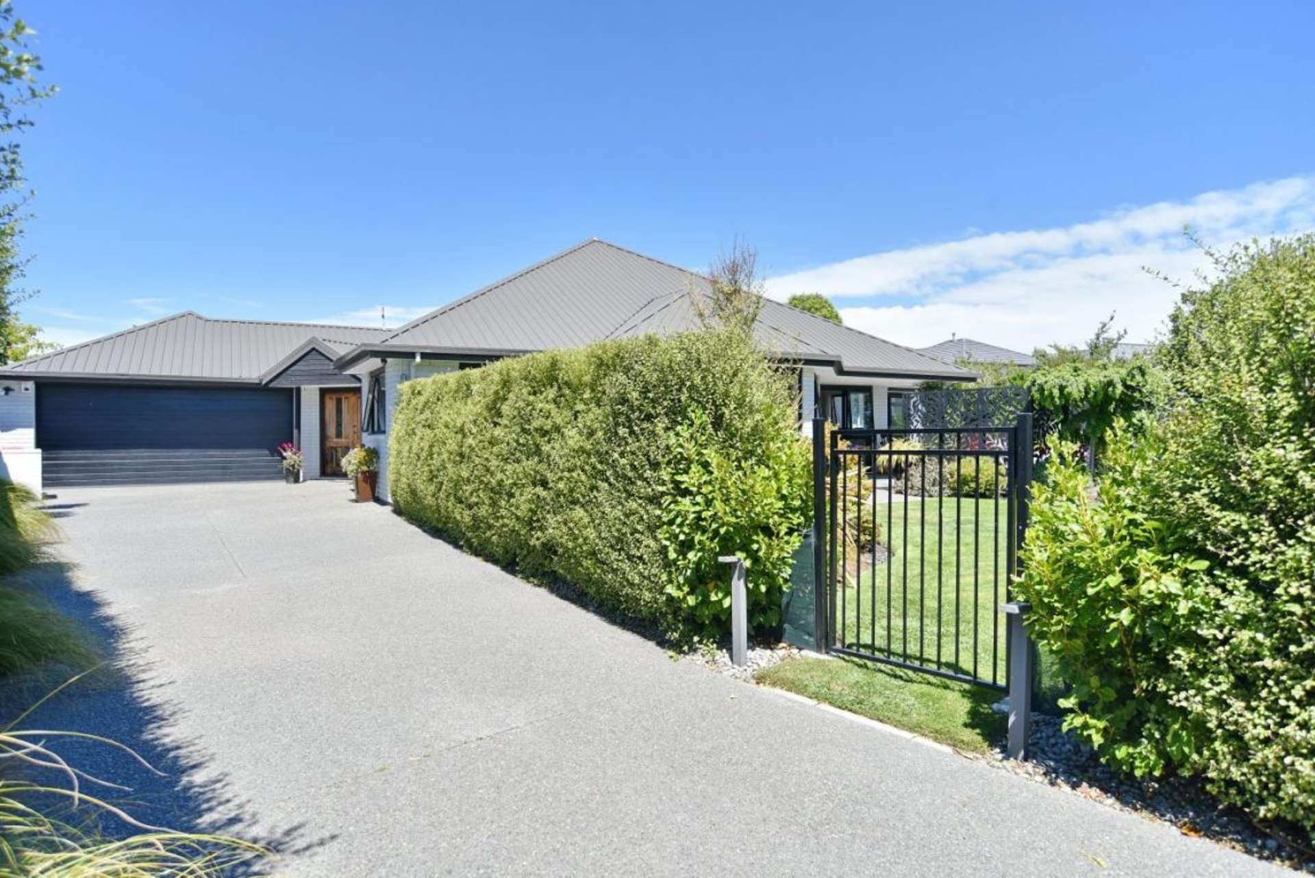 10 Glastonbury Drive Burwood_0