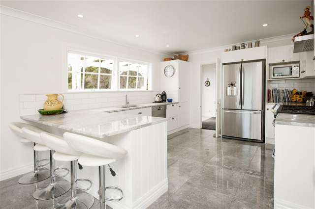 Waiaruhe Way Russell_4