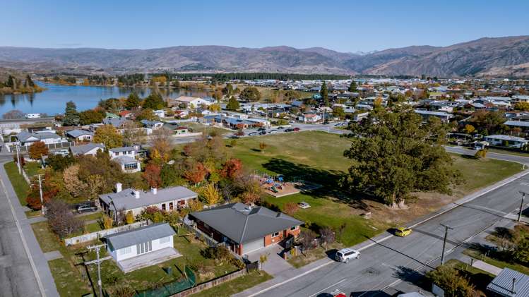 42 Donegal Street Cromwell_24