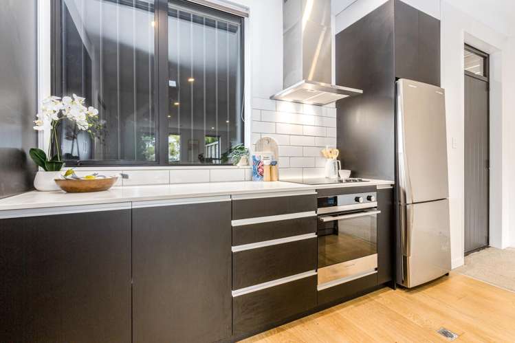 11/80 Seatoun Heights Road Seatoun_5