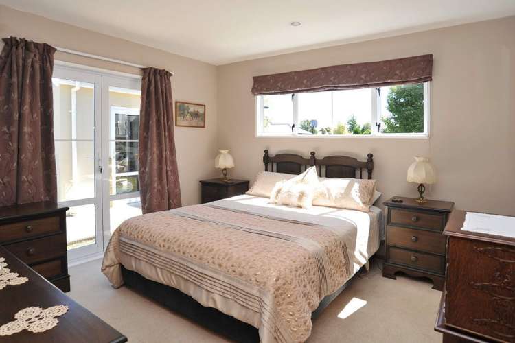 33 Taranaki Drive Woodend_8