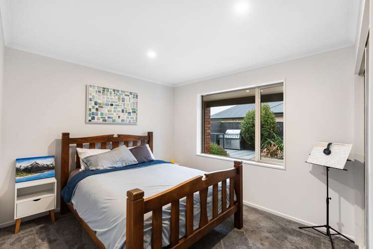 206 Southfield Drive Lincoln_8