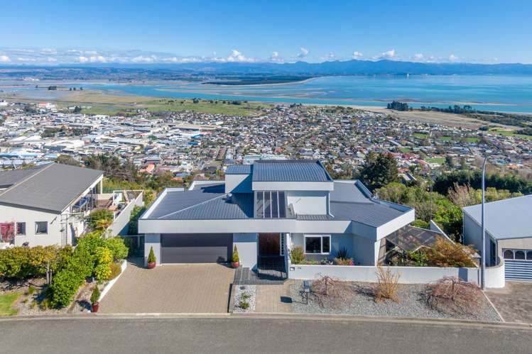 346 Princes Drive Britannia Heights_21