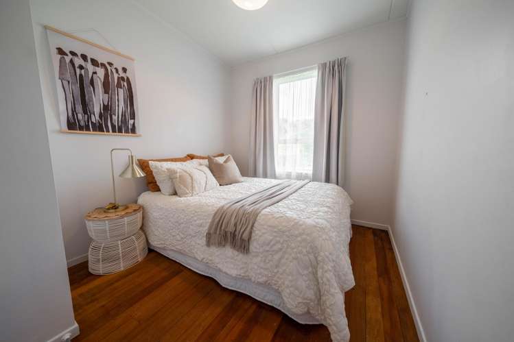 26 Moana Street Riverton_11