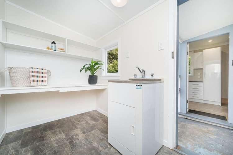 9 Weston Avenue Roslyn_14