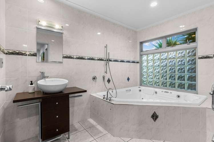 16 Louisa Lane Te Kamo_13