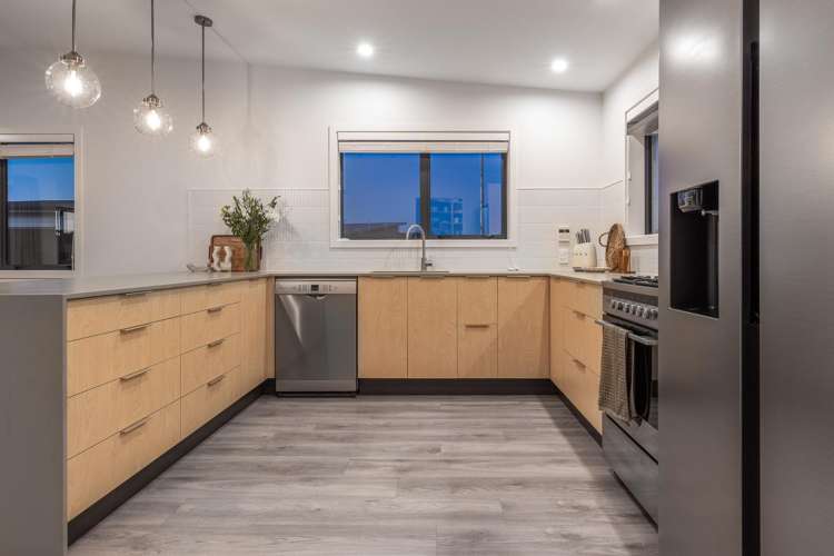 14 Ash Close Levin_23