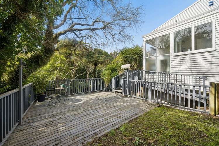 113 Messines Road Karori Central_31