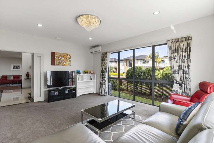 8 Moville Drive Flat Bush_5