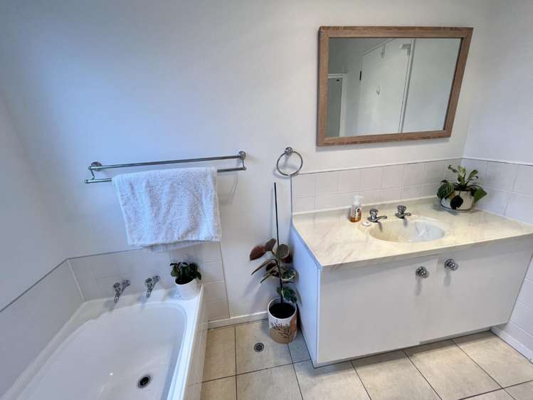 146a Forest Lake Road 1066_7