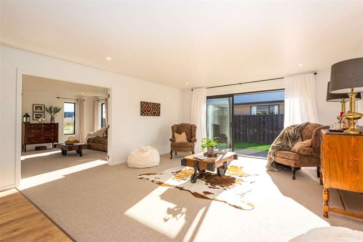 9 Angus Place Rangiora_10