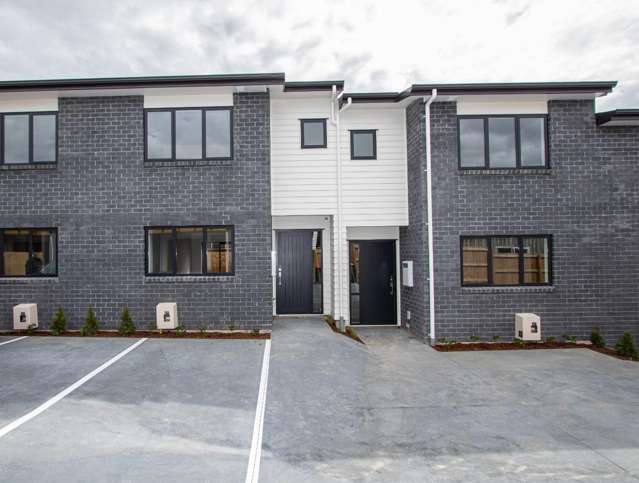 Townhouse in Whitiora
