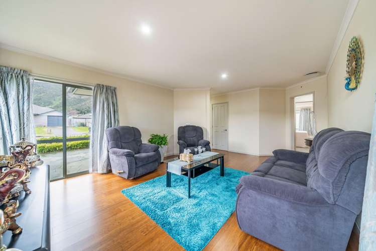 2 Fraser Colman Grove Wainuiomata_4