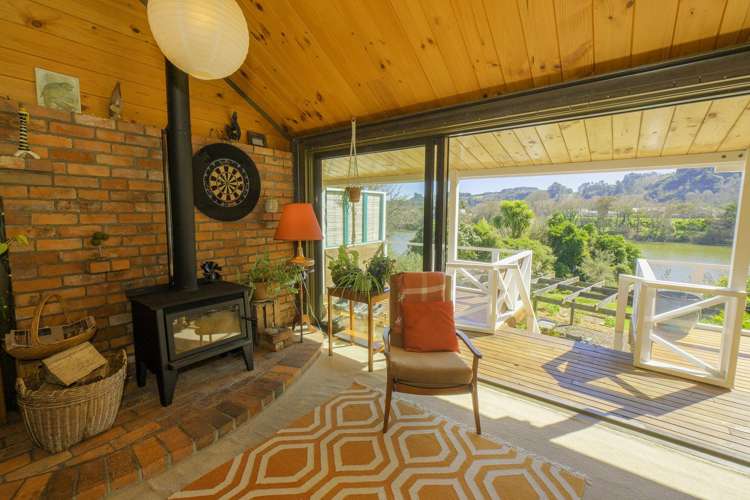 23 Riverbank Road Okoia_5