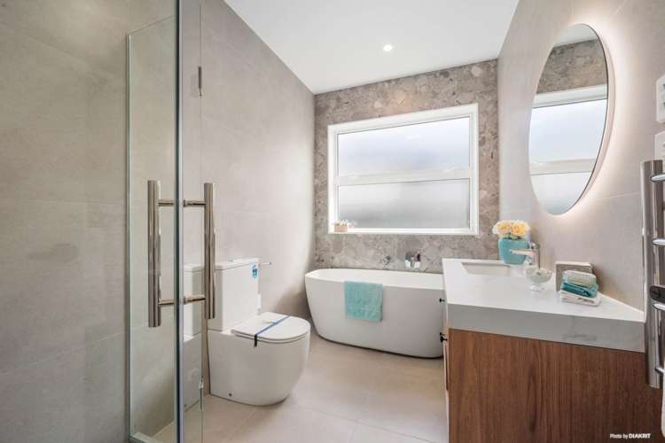 2 Purua Street Wainui_17